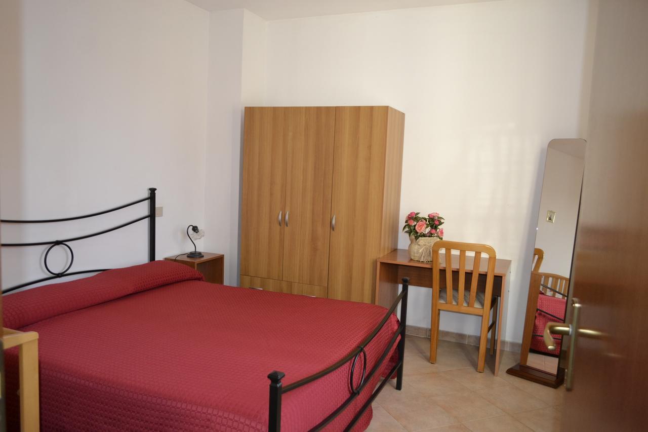 Casa Vacanze Valdamone ชูเวเรโต ภายนอก รูปภาพ