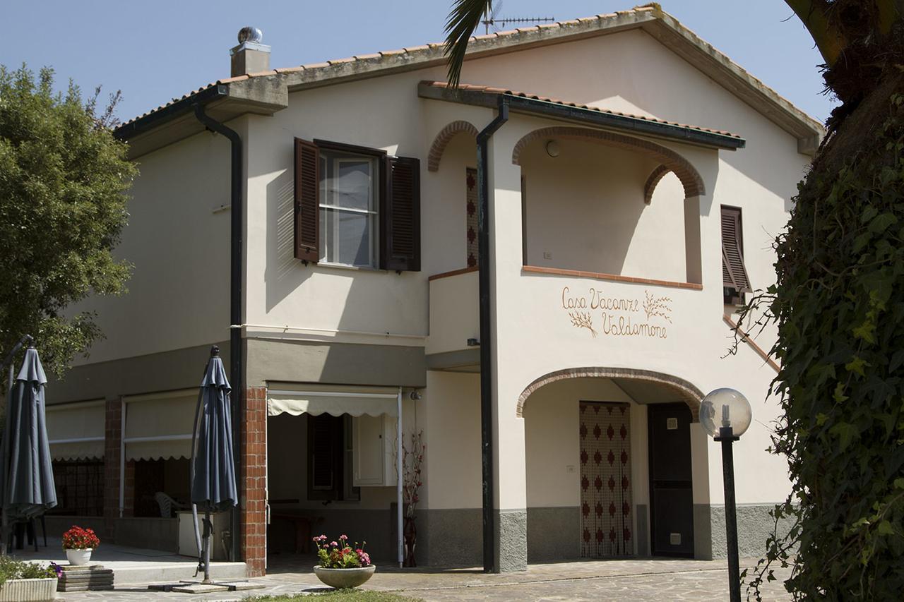 Casa Vacanze Valdamone ชูเวเรโต ภายนอก รูปภาพ
